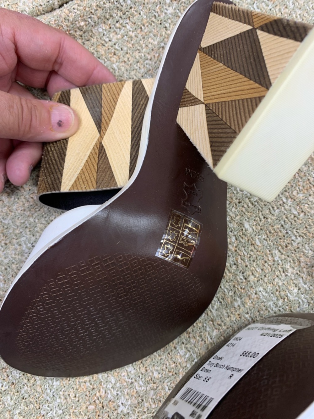 Tory Burch Brown and White Geometric Slide Sandals - Picture 4 of 8